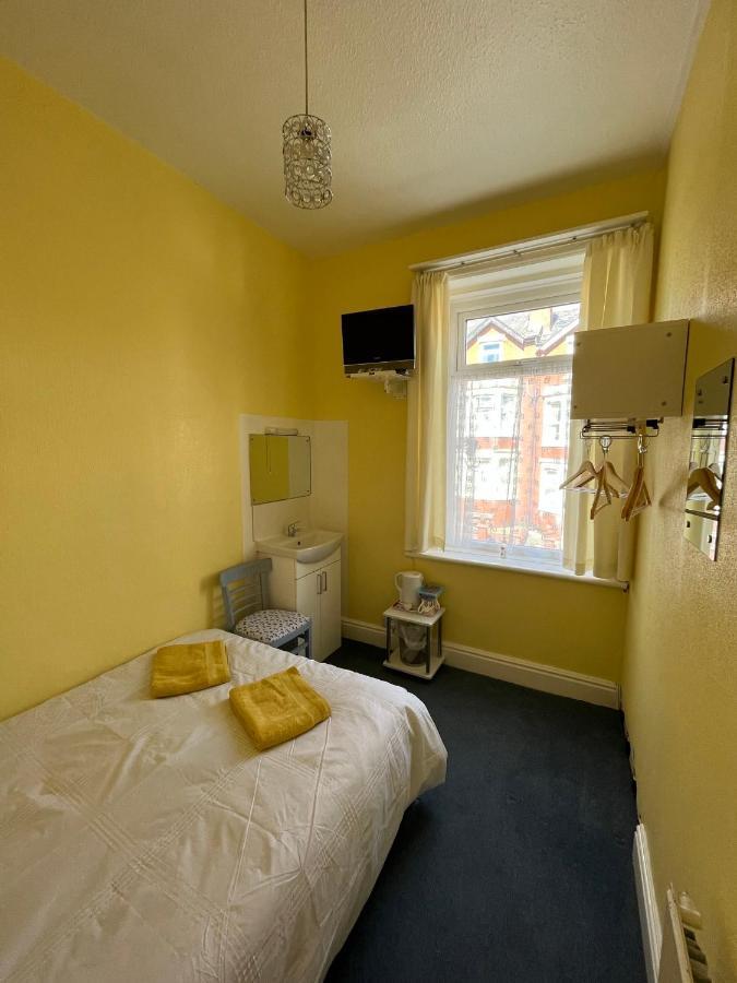 Glenroyd Guesthouse Blackpool Esterno foto