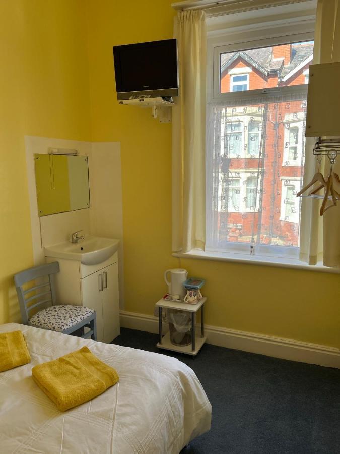 Glenroyd Guesthouse Blackpool Esterno foto